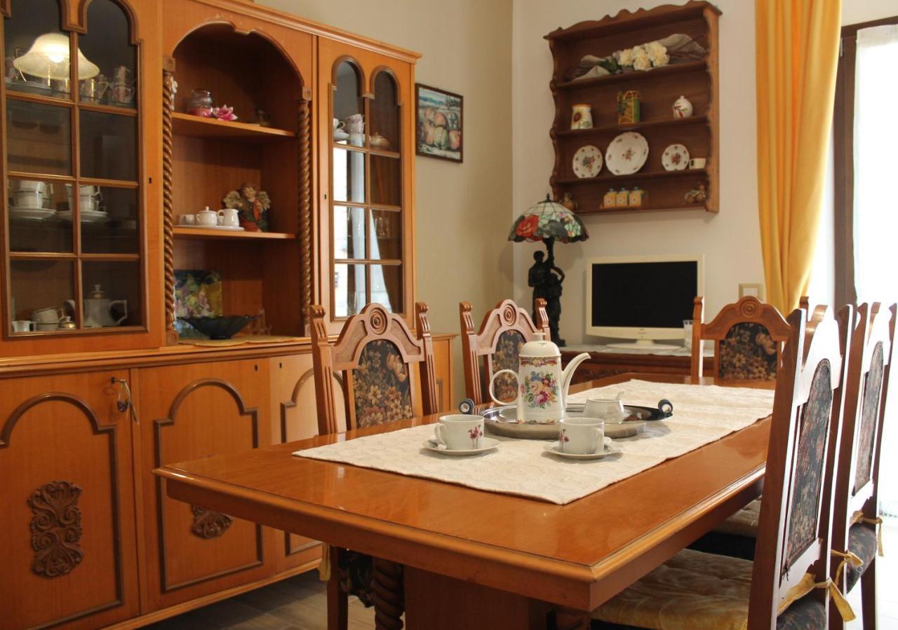 فيلا Casa Vacanze Nonna Nunzia بوسا المظهر الخارجي الصورة