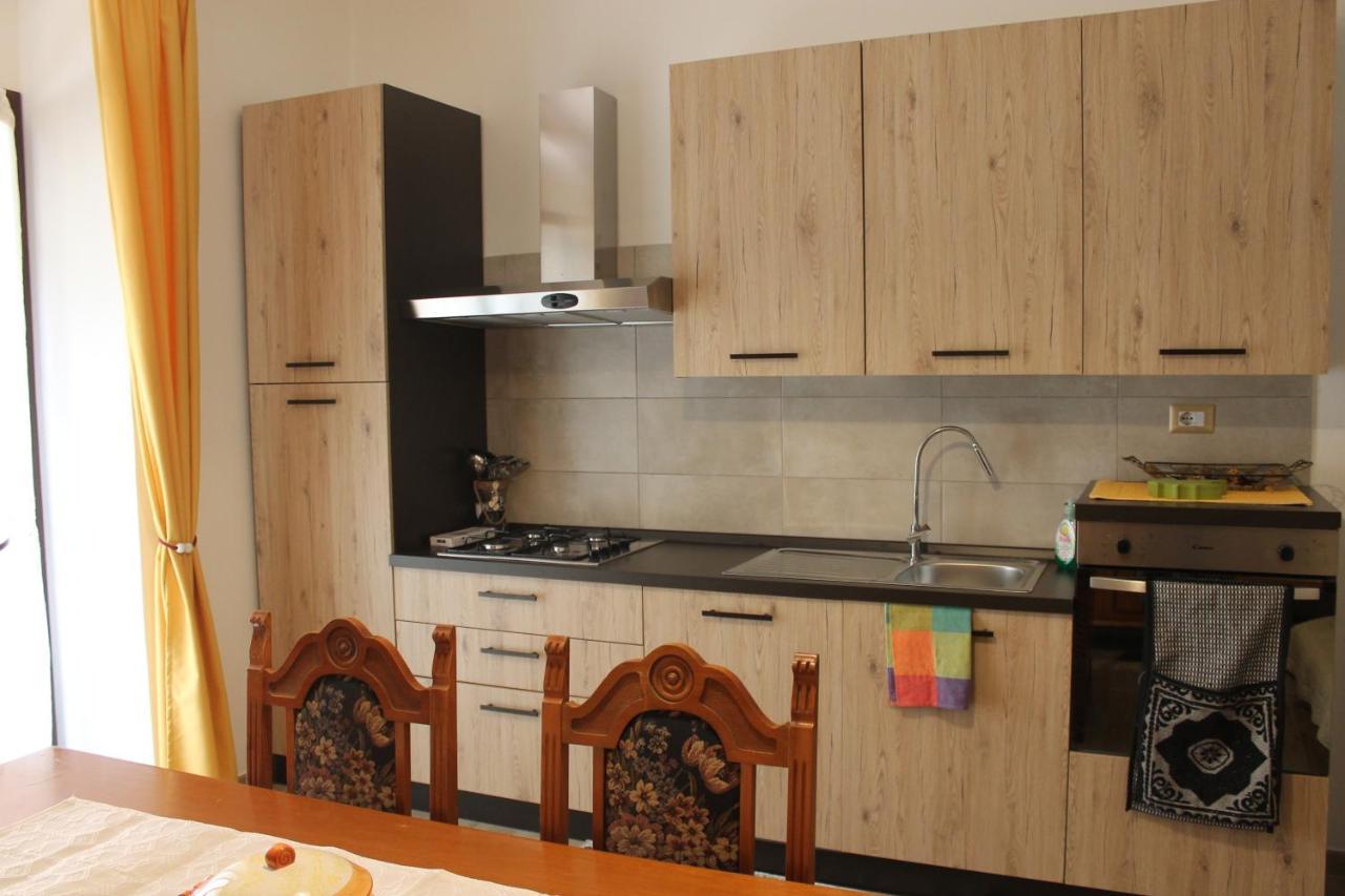 فيلا Casa Vacanze Nonna Nunzia بوسا المظهر الخارجي الصورة